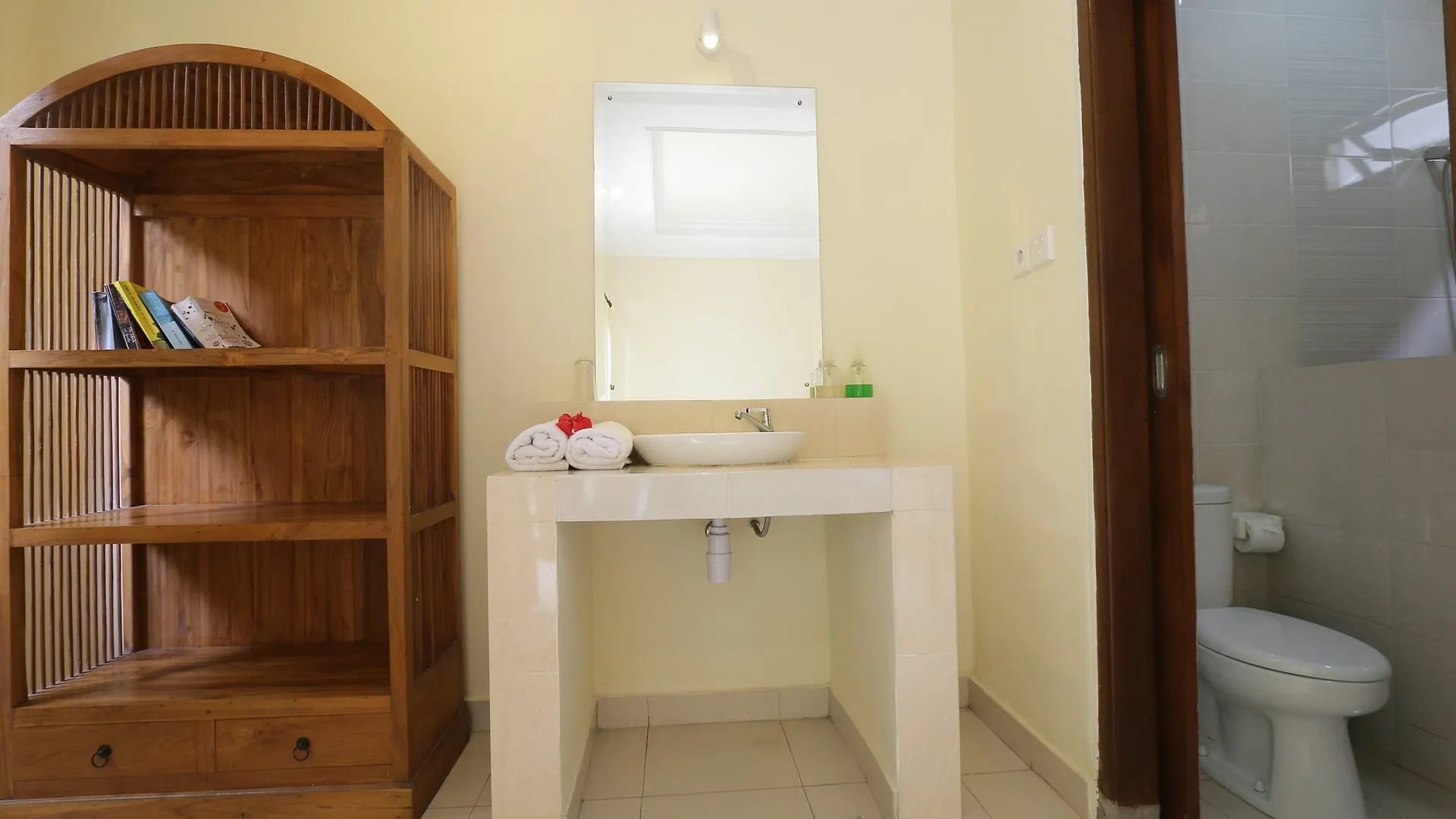 Guest house Frangipani Bungalow Ubud  Indonesia
