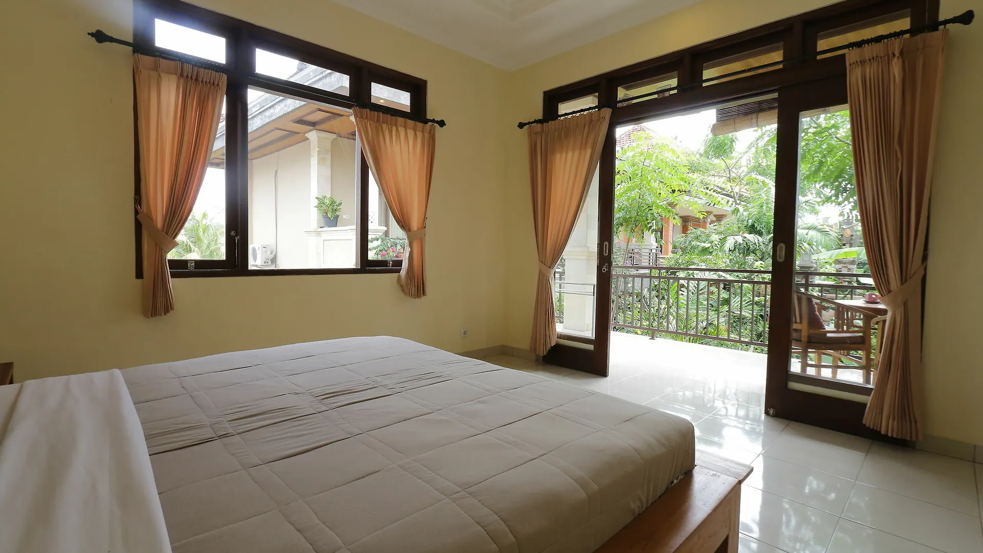 Frangipani Bungalow Ubud  Indonesia
